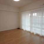 洋室6.4帖(寝室)