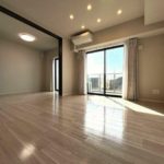 南向きの明るいリビングダイニング(居間)