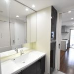 洗面化粧台です。20