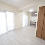 ダイアパレス国泰寺弐番館(居間)