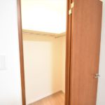 洋室6.6帖(寝室)