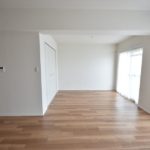 南向きの明るいリビングダイニングです。(居間)