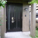 安芸区矢野南1丁目中古　玄関ドア