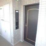 牛田公園パークマンション　玄関外観