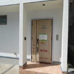東区上温品1丁目新築　玄関