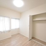 洋室6.0帖(寝室)