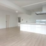 南向きの明るいリビングダイニングです。(居間)