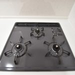 3口ガスコンロです。(キッチン)