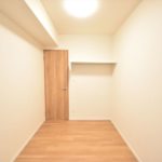 洋室5.11帖(寝室)