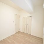 ファミール江波公園ツインズ弐番館　洋室6.1帖クローゼット