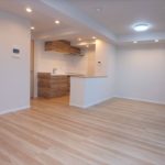 ダイアパレスパークサイド府中　全面改装したLDK(居間)