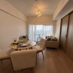 ローレルコートアネスト光南　LDK(居間)