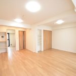 アーバンスクエア比治山 ＬＤＫ20帖(居間)