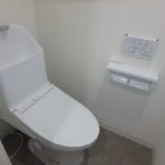 新設：温水洗浄機能付きトイレです。19