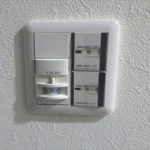 牛田公園パークマンション　玄関オートライト