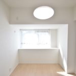 洋室5.4帖(寝室)