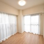 アーバンスクエア比治山サービスルーム6.0帖(寝室)